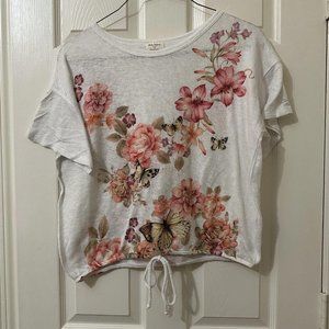 Women’s Free Kisses White Top Shirt With Pink Flowers & Butterflies Plus Size 1X
